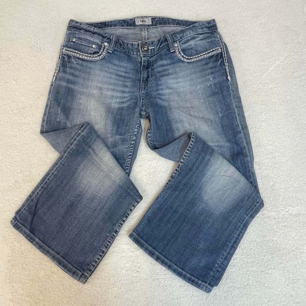 Daytrip Leo Denim Jean Capri Jeweled Size 32